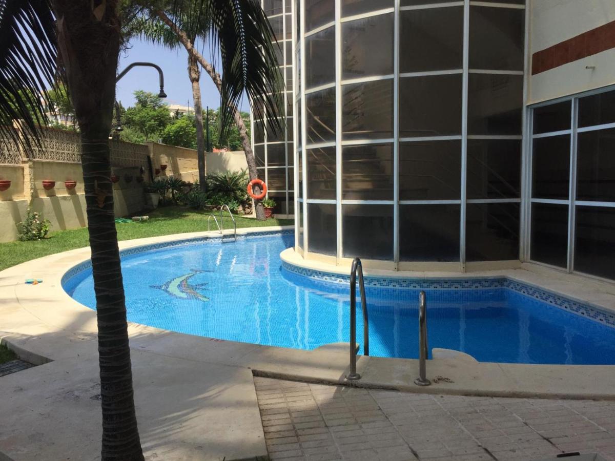 Apartamento En Primera Linea/Beachfront Apartment Fuengirola Εξωτερικό φωτογραφία
