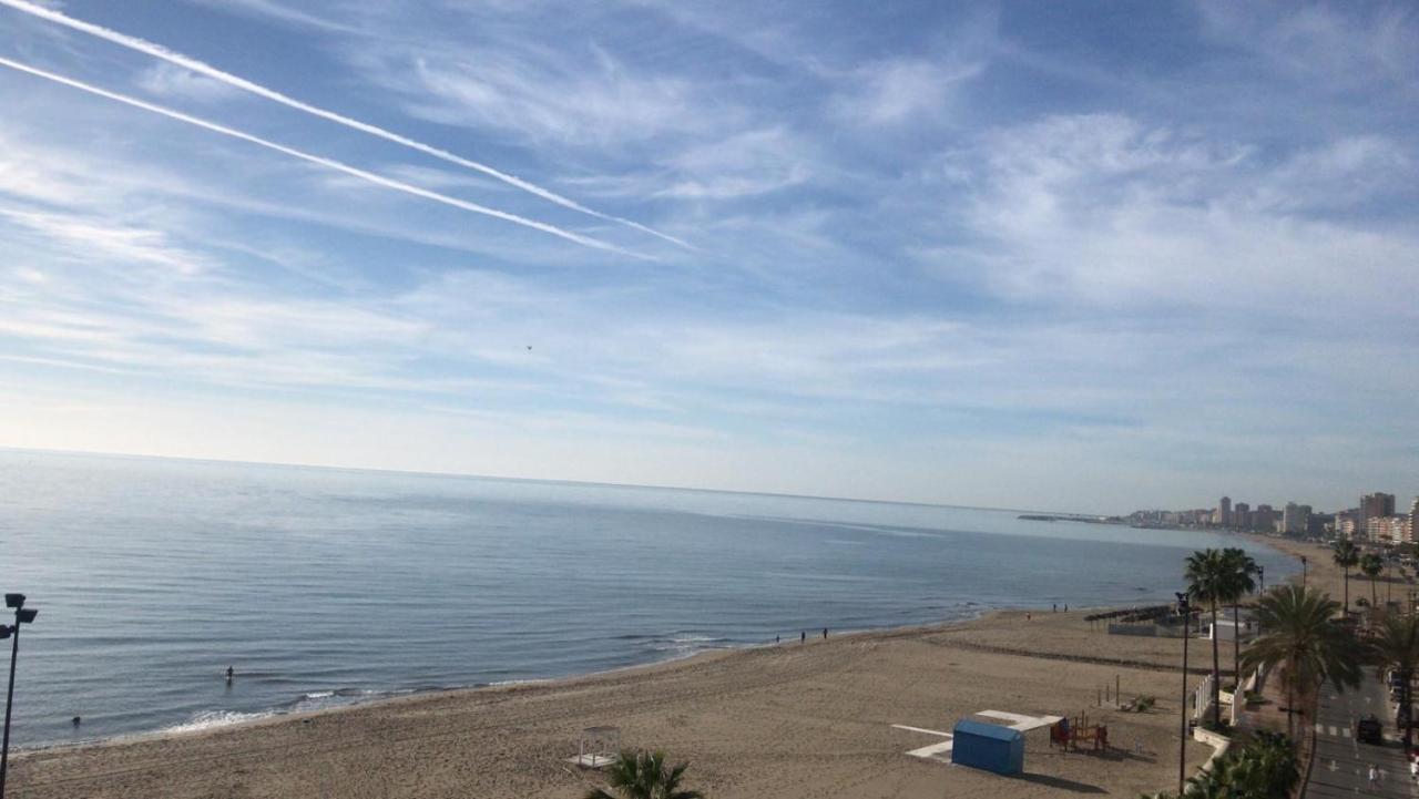 Apartamento En Primera Linea/Beachfront Apartment Fuengirola Εξωτερικό φωτογραφία
