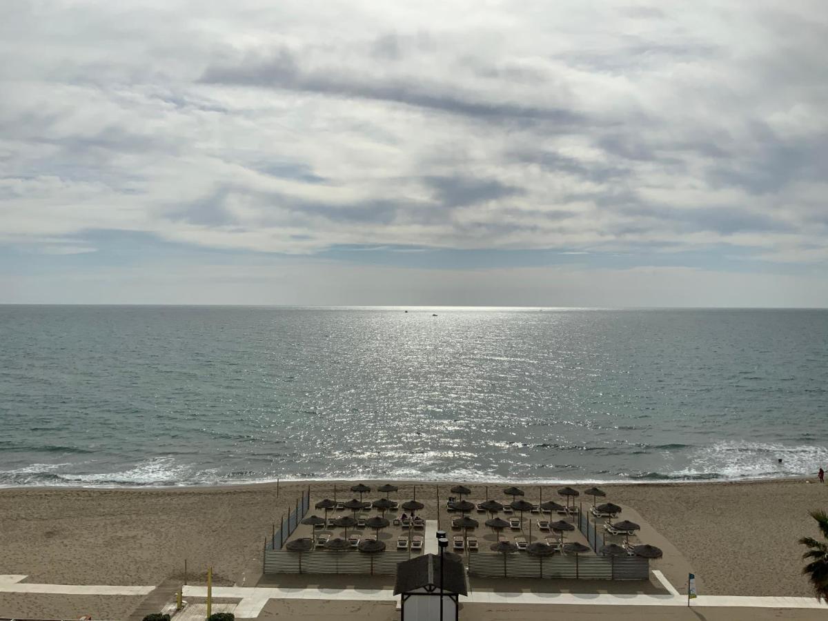 Apartamento En Primera Linea/Beachfront Apartment Fuengirola Εξωτερικό φωτογραφία