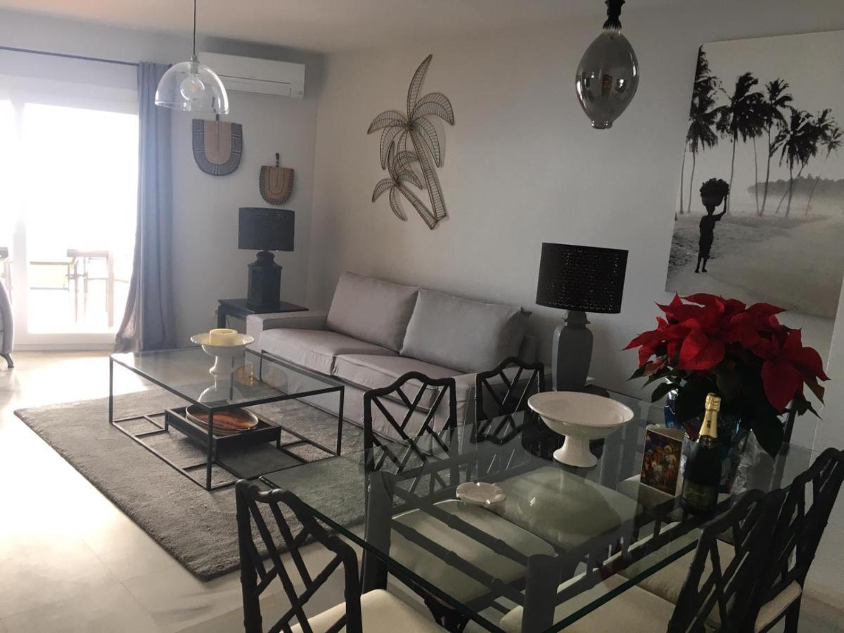 Apartamento En Primera Linea/Beachfront Apartment Fuengirola Εξωτερικό φωτογραφία