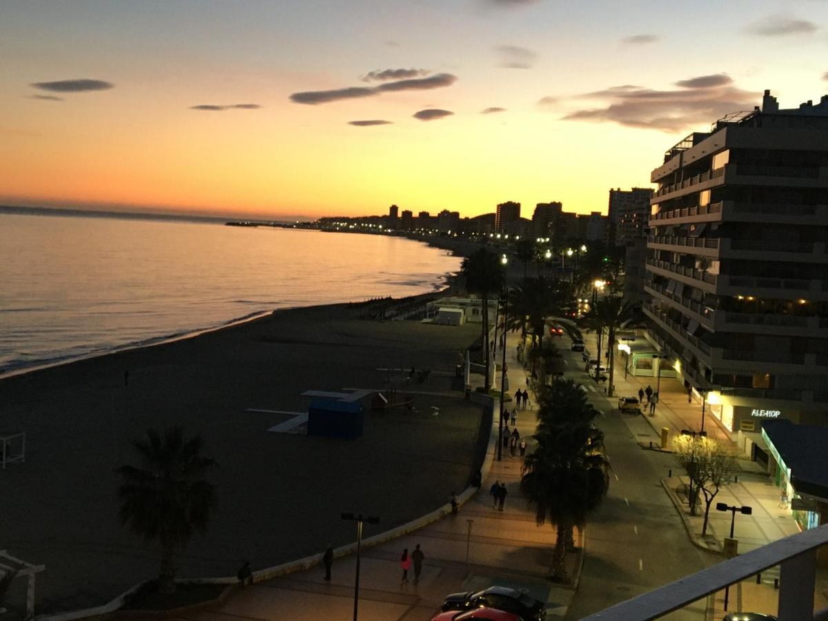 Apartamento En Primera Linea/Beachfront Apartment Fuengirola Εξωτερικό φωτογραφία