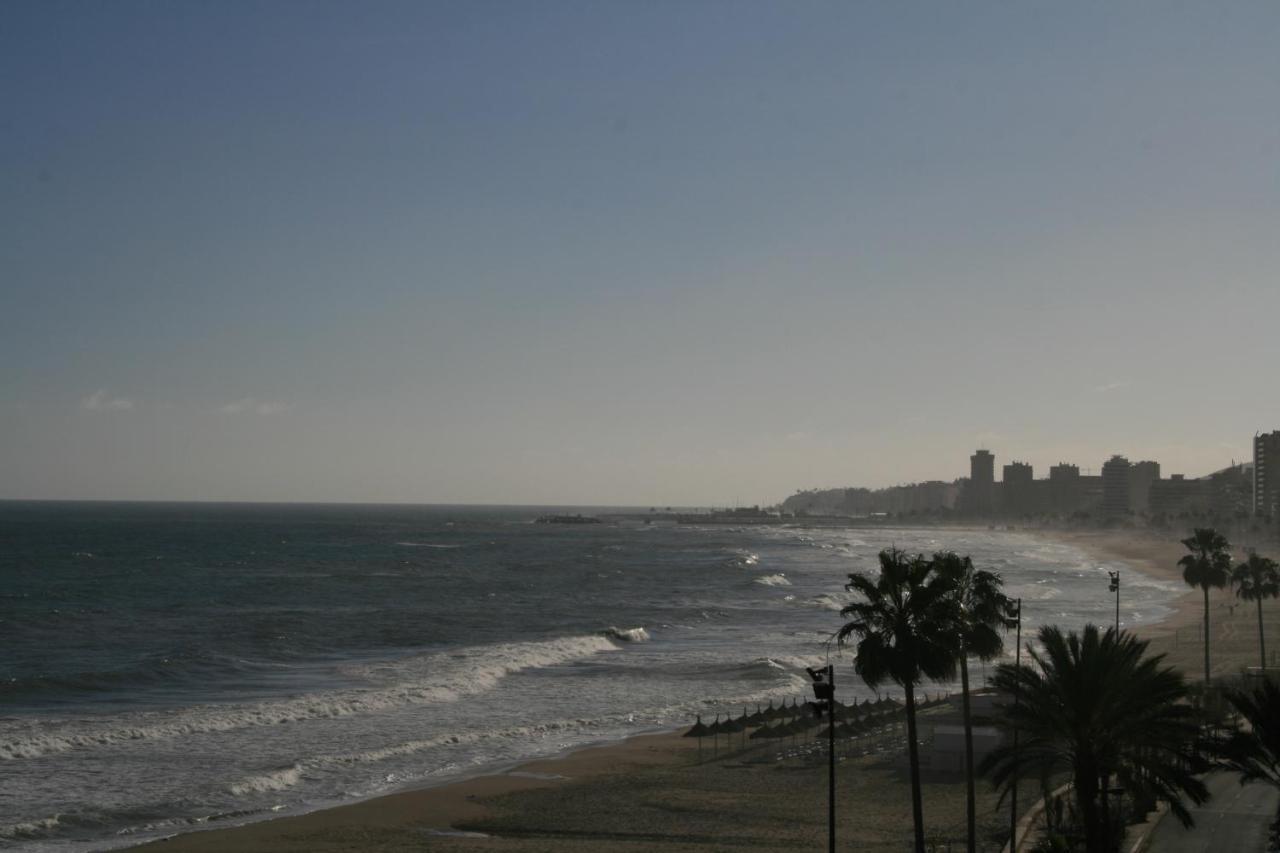 Apartamento En Primera Linea/Beachfront Apartment Fuengirola Εξωτερικό φωτογραφία