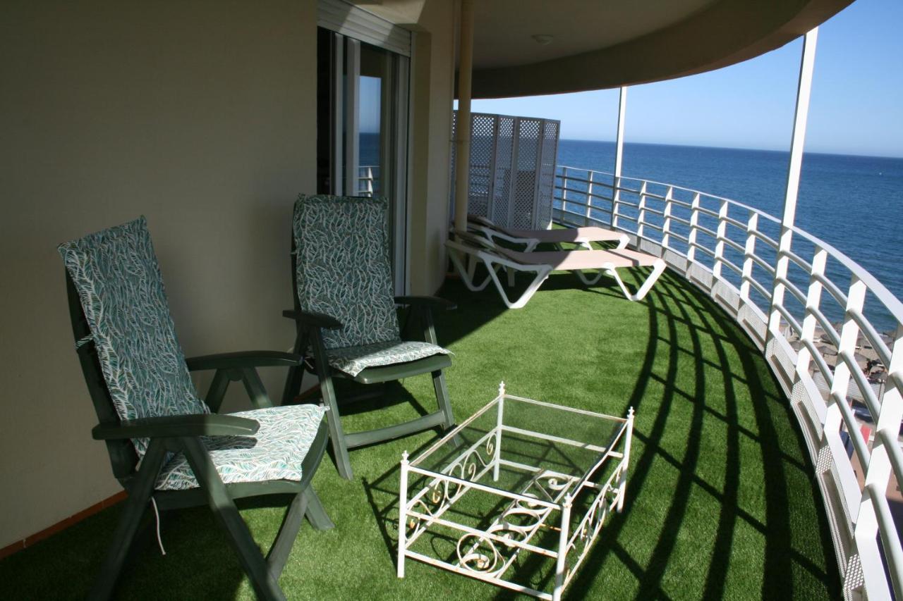 Apartamento En Primera Linea/Beachfront Apartment Fuengirola Εξωτερικό φωτογραφία