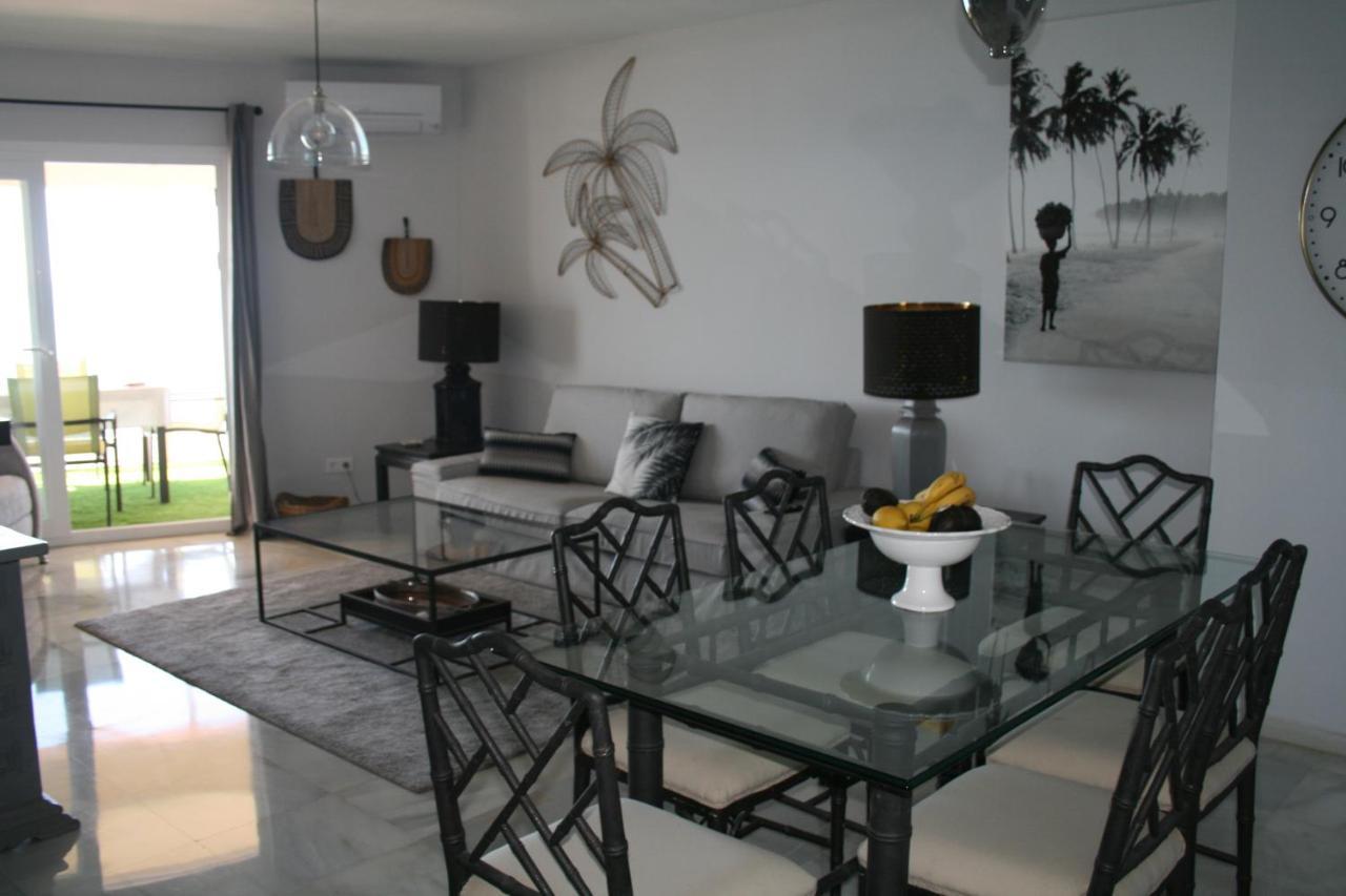 Apartamento En Primera Linea/Beachfront Apartment Fuengirola Εξωτερικό φωτογραφία