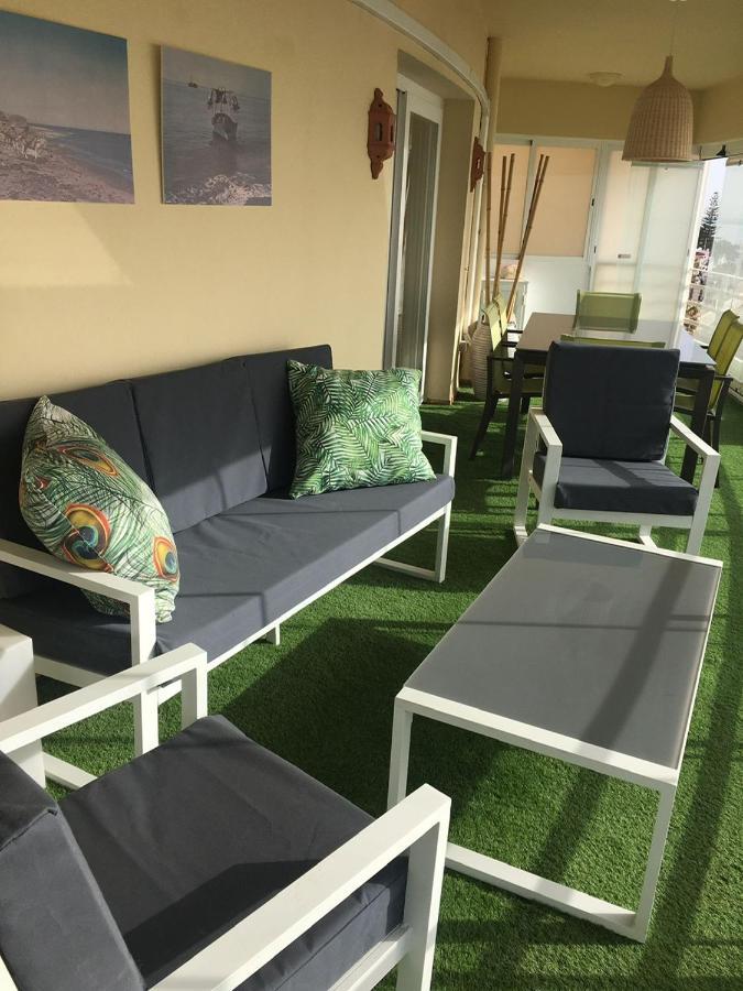 Apartamento En Primera Linea/Beachfront Apartment Fuengirola Εξωτερικό φωτογραφία