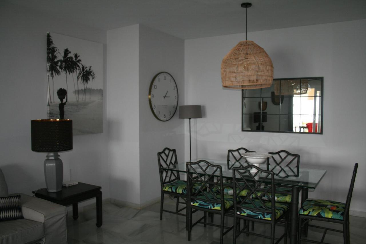Apartamento En Primera Linea/Beachfront Apartment Fuengirola Εξωτερικό φωτογραφία