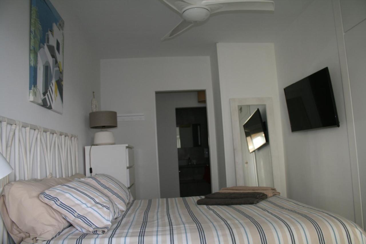 Apartamento En Primera Linea/Beachfront Apartment Fuengirola Εξωτερικό φωτογραφία