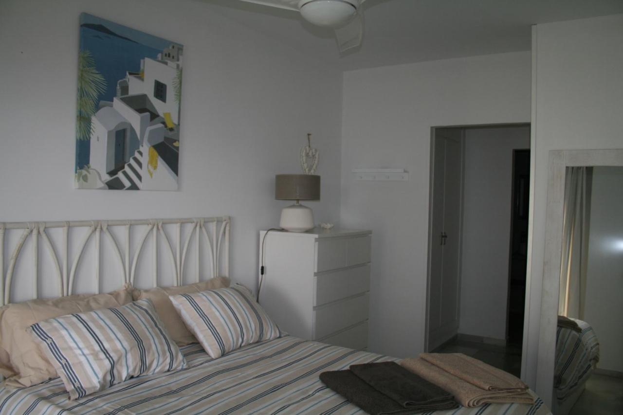 Apartamento En Primera Linea/Beachfront Apartment Fuengirola Εξωτερικό φωτογραφία