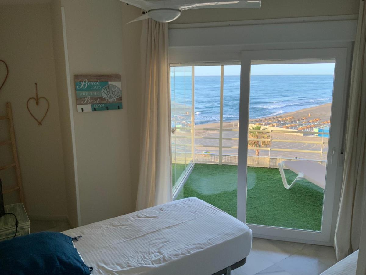 Apartamento En Primera Linea/Beachfront Apartment Fuengirola Εξωτερικό φωτογραφία