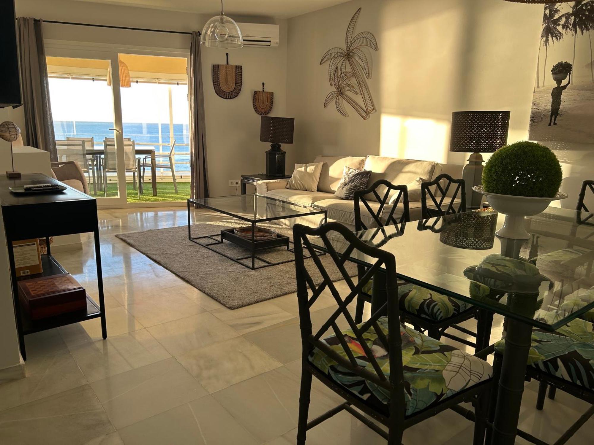 Apartamento En Primera Linea/Beachfront Apartment Fuengirola Εξωτερικό φωτογραφία